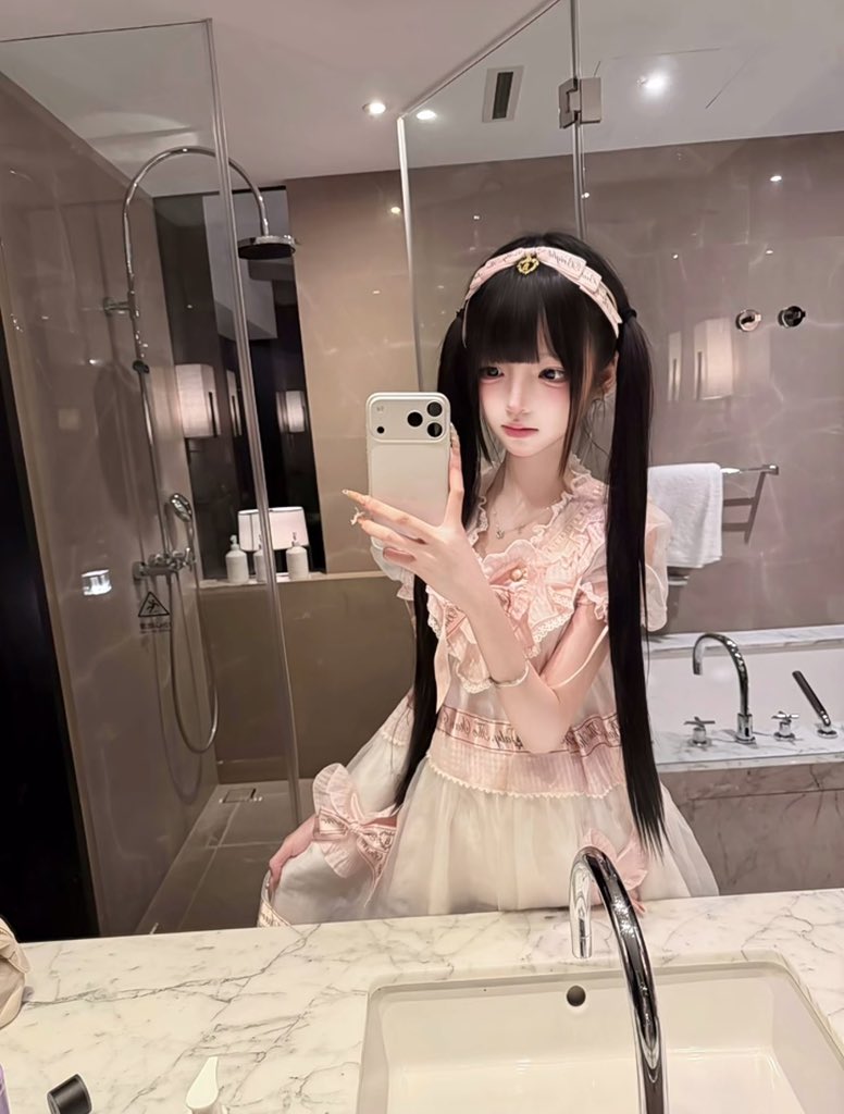 FlawberR's tweet photo. 我真的不要🚪      

真的给b看 不信你试试        

我真的是女菩萨 https://t.co/XUS7YWWBtb