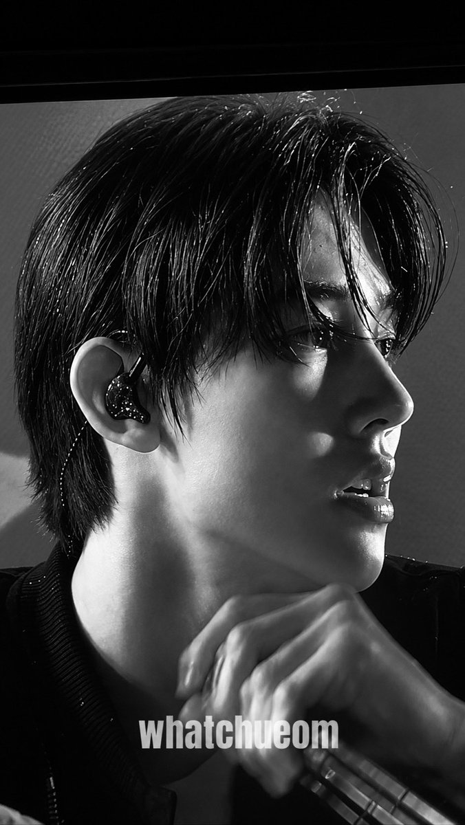 eomghello's tweet photo. MAHADAHSYAT EOM SEONGHYEON https://t.co/8R5Y4iGezN