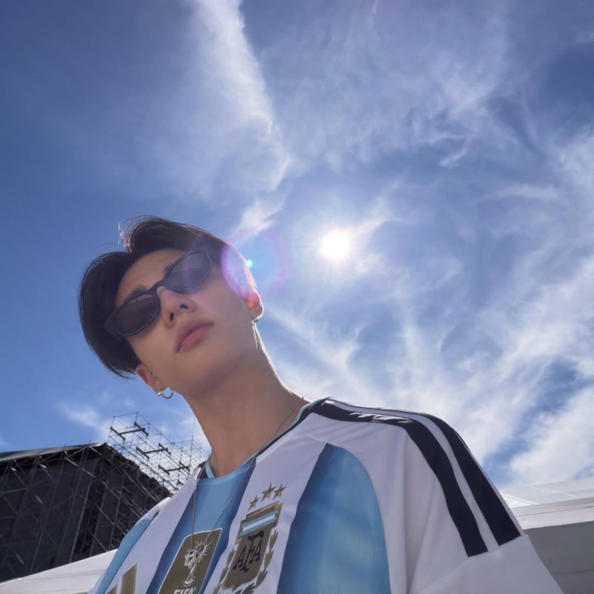 mineslindo's tweet photo. ORGULLO NACIONAL 🇦🇷🇦🇷🇦🇷🇦🇷 #hyunjin https://t.co/a3s8S0l0Gh