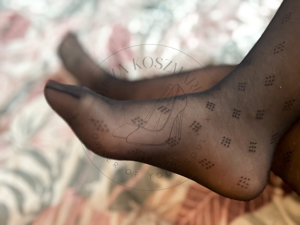 zarammat's tweet photo. Kupiłabym sobie kilka par rajstop nowych. Znudziły mi się już stare, może opłacisz mi zamówienie i podaruję Ci coś? 🛍️🫶🏻

findom moneyslave paypig dominacja blik https://t.co/fBOUPV4j5C