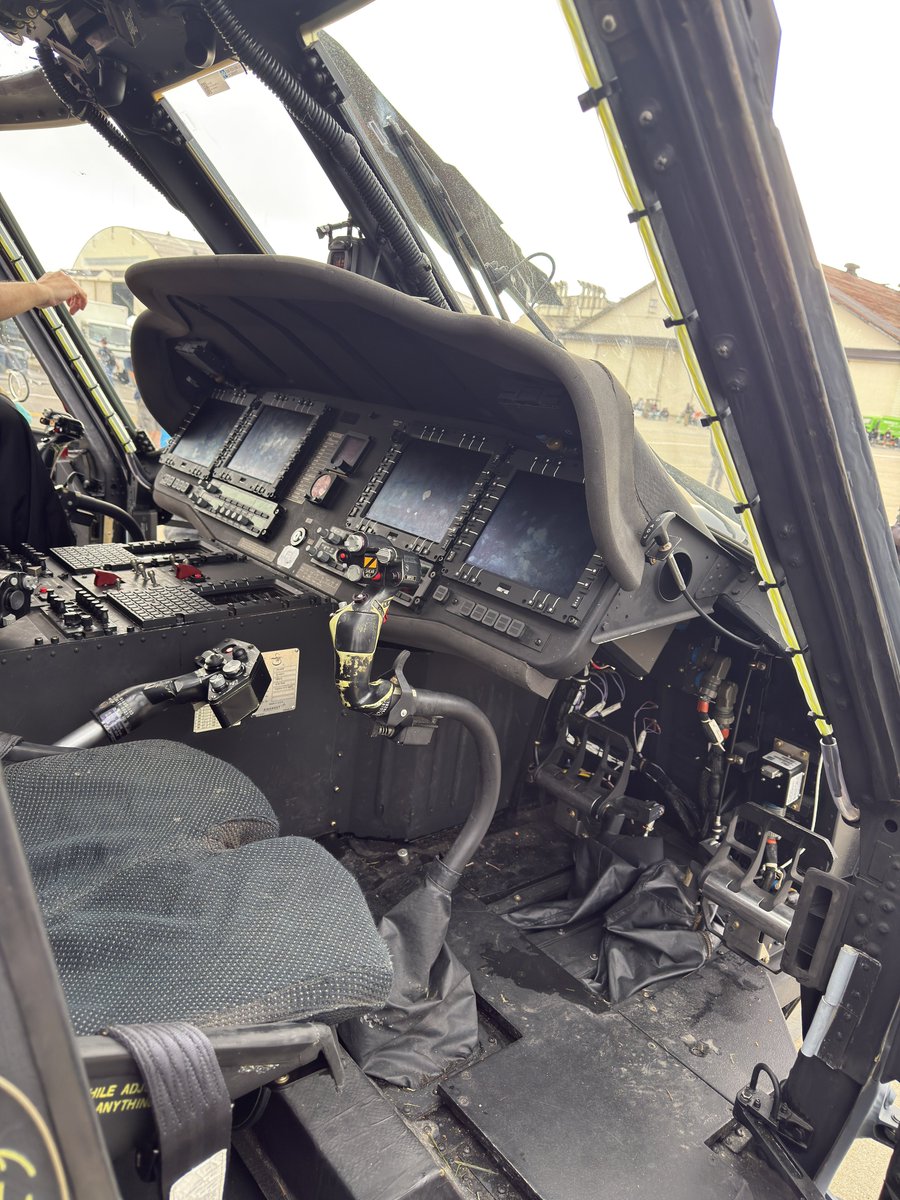 Teppei_V25's tweet photo. HH-60が見れて満足 https://t.co/dH1whK4tfm