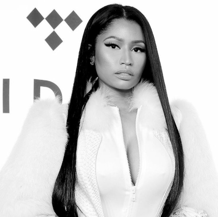 hiphopdataa's tweet photo. Billboard Hot100’s Biggest HipHop Acts of 2010’s (based on chart performance of every chart hit between years 2010-2019) 📊🏆

👤Drake — 10.7m points
👤Nicki Minaj — 4.6m points
👤Kanye West — 3.3m points
👤Lil Wayne — 2.8m points
👤Future — 2.2m points
👤Wiz Khalifa — 1.9m points
👤Travis Scott — 1.8m points
👤Kendrick Lamar — 1.6m points
👤Cardi B — 1.6m points
👤JayZ — 1.3m points
