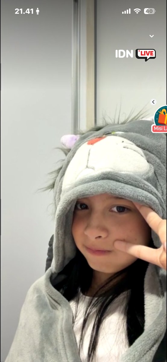 Agazzzzz28's tweet photo. sesuai request yaa ferr
@Fera_JKT48 https://t.co/QbaoeDiJPE