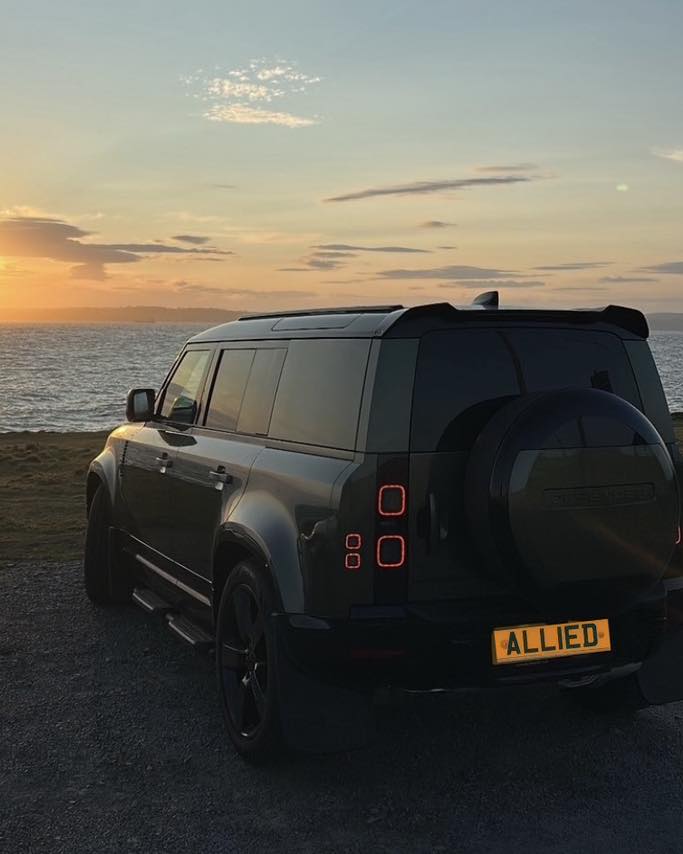 JenniEverewkd's tweet photo. A stunning Defender 110 300 HSE in Woolstone Green joins our Allied fleet, pictured near Ireland’s Hook Lighthouse on its first road trip. https://t.co/uv7iC734is