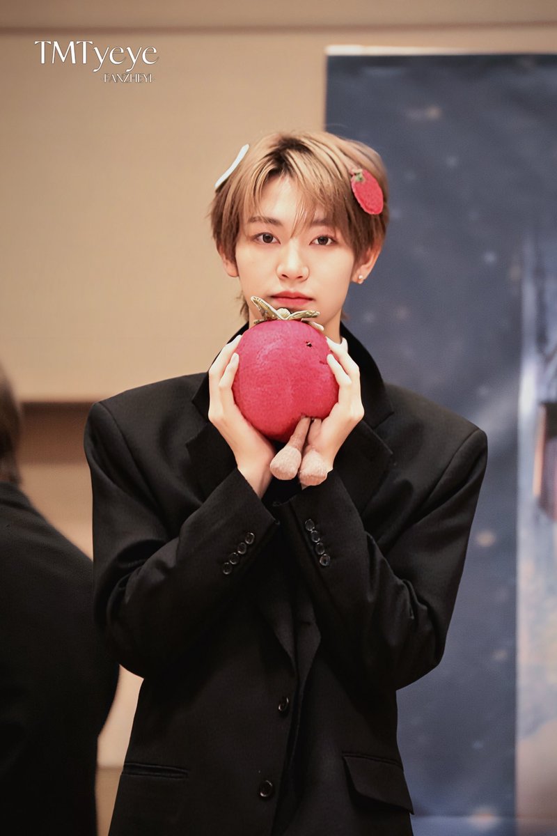 TMTyeye's tweet photo. 20260920 TRINITY JAPAN

🐰

#范哲逸 #FANZHEYI #판저이 
#modyssey #모디세이 https://t.co/6CinrMI6EC