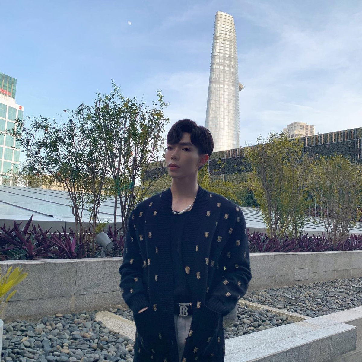 Nazgul_minas's tweet photo. Yo! 😎 Quick reminder: your smile can brighten someone’s day—wear it proudly. 🌸
HPLg https://t.co/itXcxQyYrn