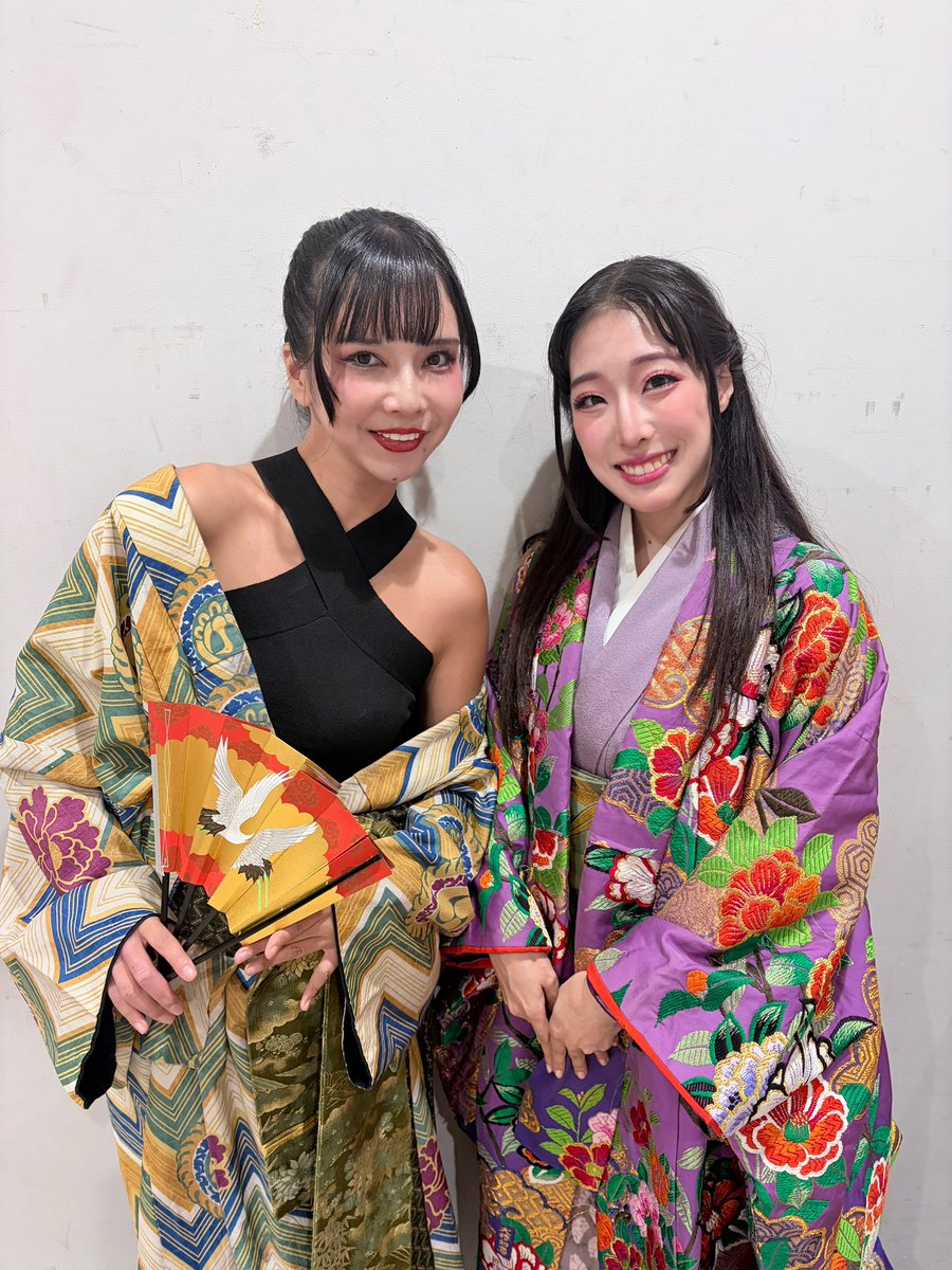 rinko_haisaki's tweet photo. #朧炎ノ刻 #朧ミュ2026 

蘭丸ひまさん🌻かわいいビジュと凛々しいお芝居のギャップにきゅんです♡
朝倉あずりなさん🪭美しさと圧倒的な存在感…😮‍💨話すの緊張しちゃうくらい好きなんです🤭
将軍さま👶🏻圧倒的歌唱力と面白さ。辛いシーンが多い中でクスッと笑えて心の救いです😭

明日大千秋楽です✊🏼 https://t.co/mxzLhu05Sx