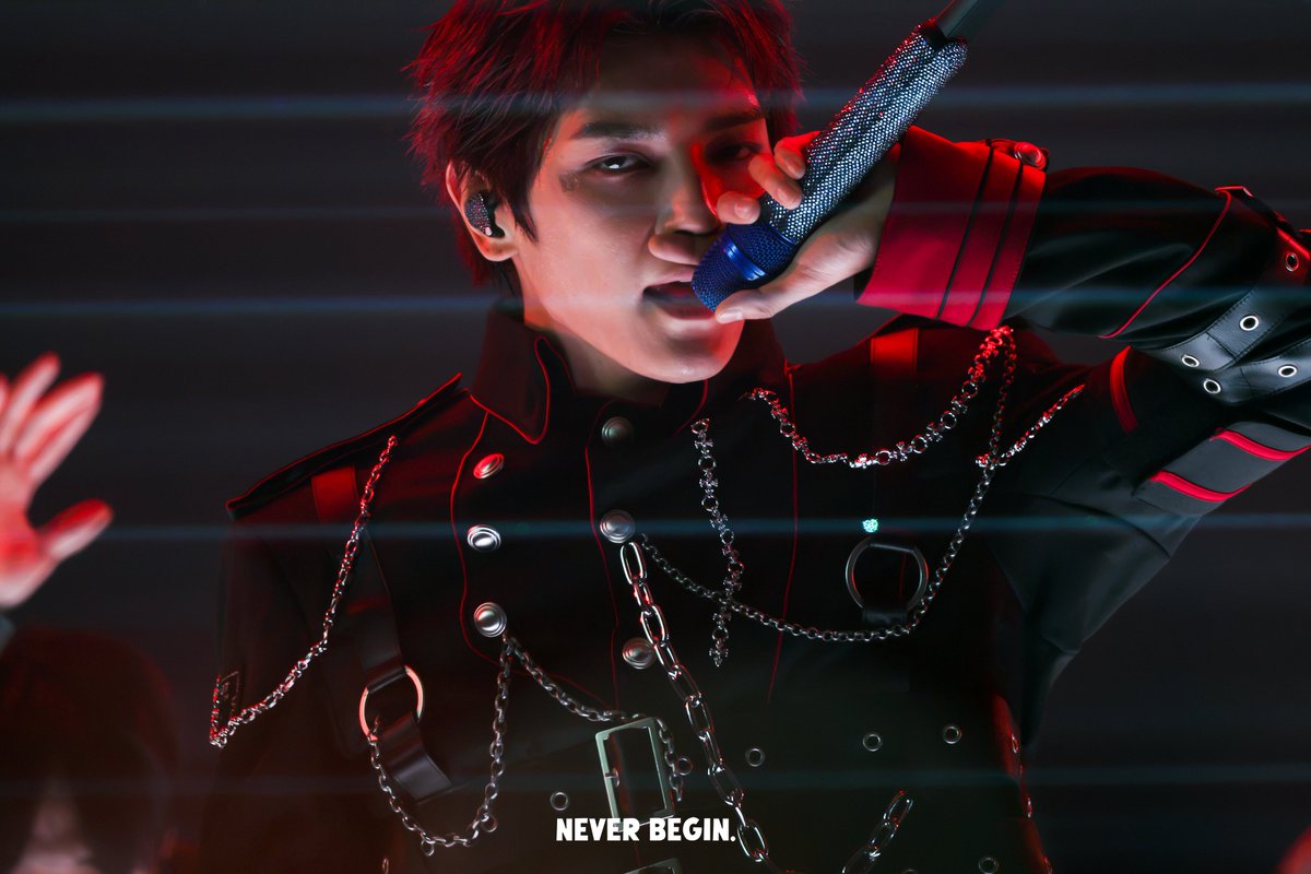 NEVER_BEGIN's tweet photo. 260920 NCT127 THE REDLINE DAY3  

#엔시티127 #태용 #NCT127 #TAEYONG https://t.co/bLZUGEnEBv