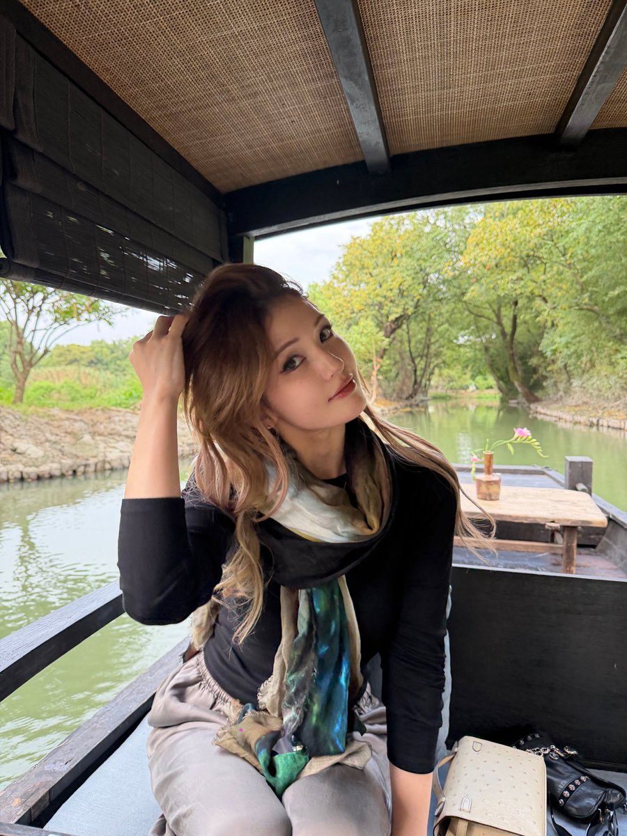 kimidepoo's tweet photo. Welcome monday 🙄 https://t.co/QYePligI0X
