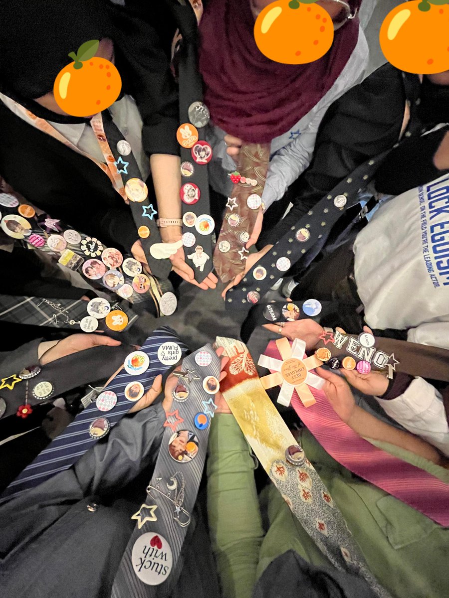 SeiMyName21's tweet photo. Overtime work with joy! 

Minta maaf di atas materai kalau selama di rapat anggaran ini, ada kata dan perbuatan dari sei yang kurang sopan, nyerempet kurang ajar. Reflex aku jlek, maff😭🙏🏼

Lagi, next akan lebih banyak menyapa orang (kalo ada energi)

#Whatswrongwithbossjoo https://t.co/0ifKrMk8SC