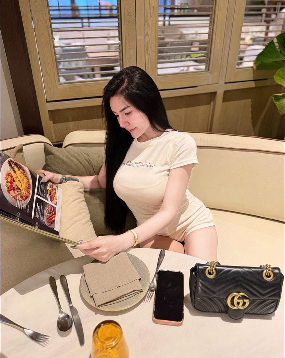 bethbrei9vcw's tweet photo. อยากได้ผิวโกลว์สวยต้องลองตัวนี้🍒
ครีมเดียวก็ช่วยจบลุคประจำวัน✨
รับงานช่วยบำรุงและช่วยกันแดด☀️

🆔cheep__56

#รับงานชัยภูมิ #นวดชัยภูมิ #ตัวเมืองชัยภูมิ https://t.co/iirD1kNFaj