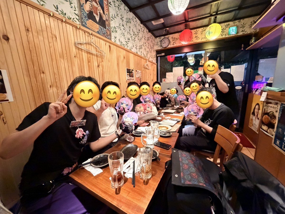 yui_yui_419's tweet photo. 本日はSさんを囲む会でしたー٩(*´︶`*)۶ https://t.co/mAm4UF23Zc