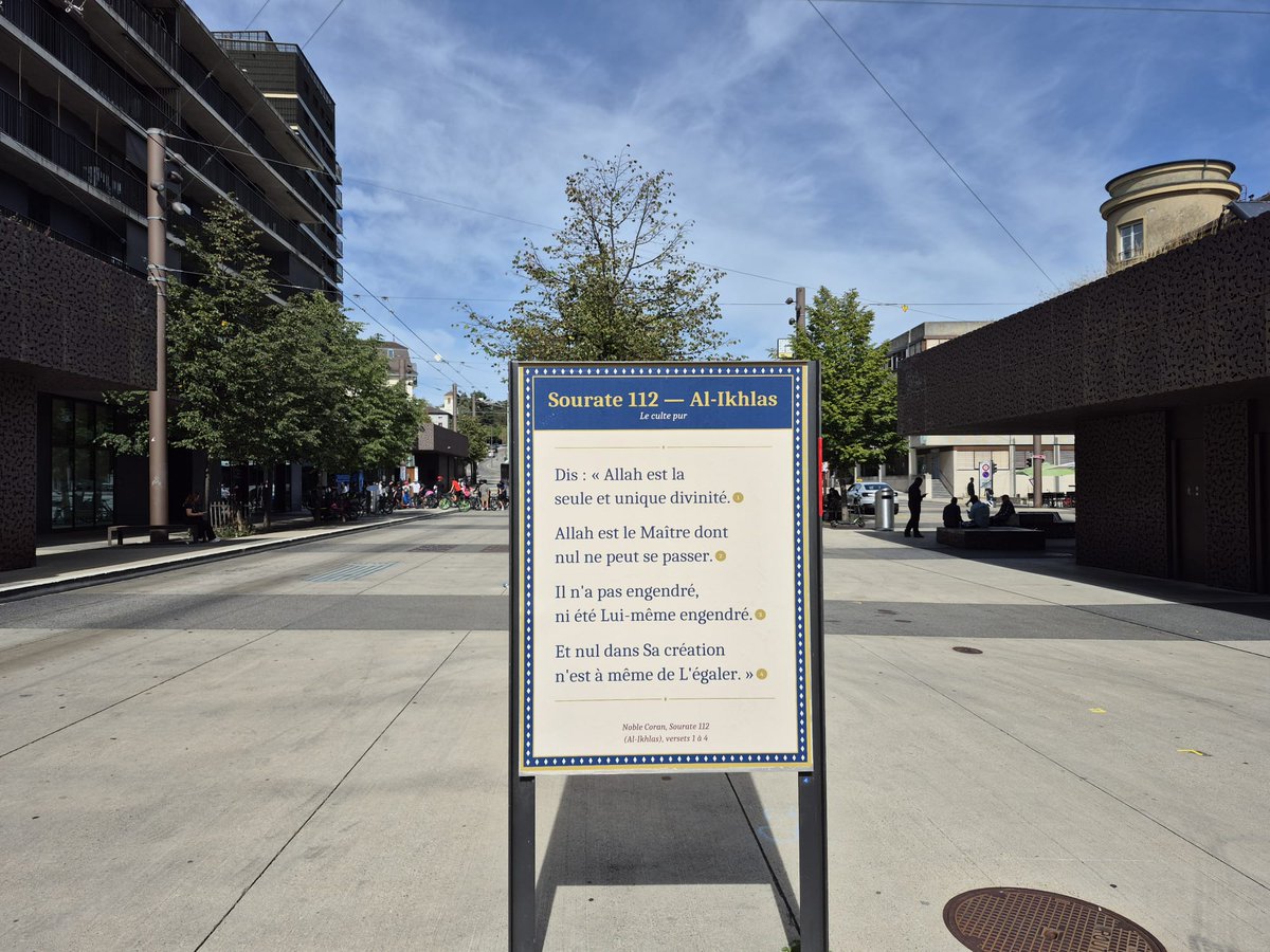 rphlpmy's tweet photo. À Lausanne, une affiche expose une sourate qui nie une part fondamentale du dogme chrétien: ça vous interpelle ? 
https://t.co/OY3CMLImnS https://t.co/JysTdvzrfB