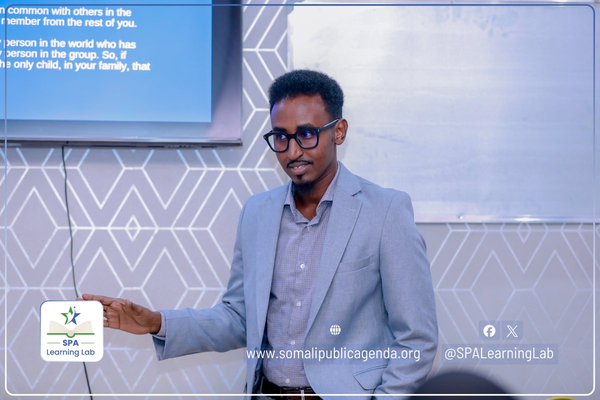 somalipubagenda's tweet photo. Xarunta tababarrada ee @SPALearningLab ayaa maanta dufcadii 4-aad u billowday tababarka cilmibaarista. Tababarkan oo socon doona muddo 45 cisho ah ayaa lagu baran doonaa hababka ugu wanaagsan ee loo sameeyo cilmibaarista loona faafiyo.

38 arday ayaa ka qeybgaleysa tababarkan. Koorsadan waxaa bixinaya macallimiin in muddo ah ku soo dhex jirey cilmibaarista kuwaas oo ardayda ka caawin doona in ay yeeshaan kalsooni iyo iskufilnaansho ay ku soo saaraan daraasado wax wanaagsan ku biirin kara dowlad-dhiska Soomaaliya iyo hagaajinta adeegyada dadweynaha.

#Research #Training #SomaliPublicAgenda #SPALearningLab
