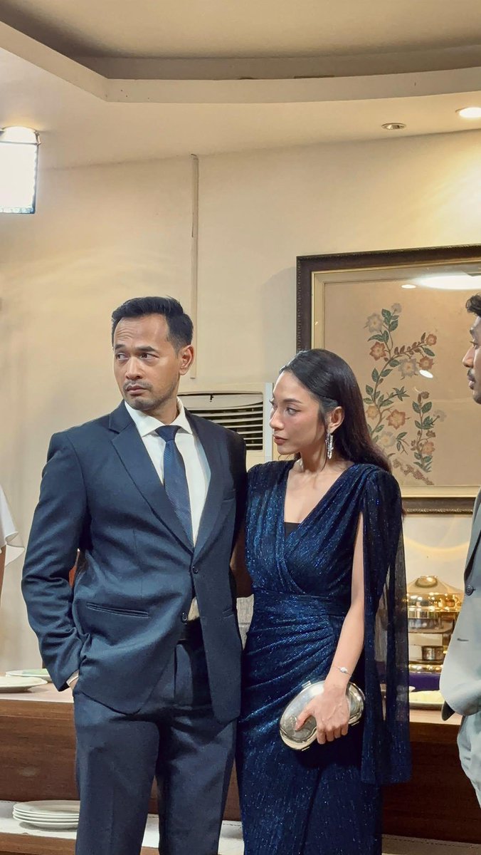 arekanyas's tweet photo. Karena ruame poll, aku mau jadiin ini lapak promo aja. Jangan lupa tonton sinetron on going oka antara sama dinda Kirana "Wajah Cinta Yang Lain" setiap hari jam 19.55 di SCTV dan apk vidio ya hehehehe 

#wcyl https://t.co/bo1QBp3SVx