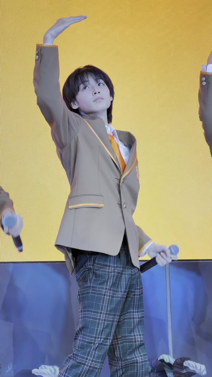 snaonz's tweet photo. スーパーイケメン14歳( > <꧞)

#iiONDO
#はつ恋ONDOの秋が来た
#三戸琳仁 https://t.co/KUk6vuavWK