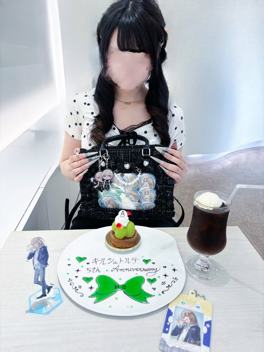 kl__uican's tweet photo. ┊        ┊       ┊       ♰        ┊
┊        ┊       ┊                ˚  ♰
┊        ┊       ♰       ₊             ⊹
₊♰    ₊   ┊    .
     ⊹    ♰   𝑯𝒂𝒑𝒑𝒚 𝟓𝒕𝒉 𝑨𝒏𝒏𝒊𝒗𝒆𝒓𝒔𝒂𝒓𝒚
                       𝑲𝒊𝒓𝒔𝒄𝒉𝒕𝒐𝒓𝒕❤︎

#キルシュトルテ5周年 https://t.co/Mumi0R8nkC