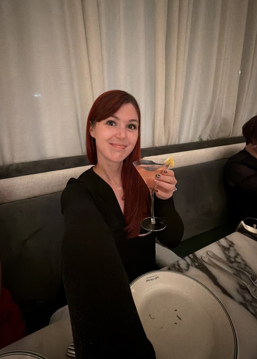 swiftiesweeeet's tweet photo. Touched down at @1587_Prime and finally had a taste of The Alchemy 💯 @swiftieinKC @perfectlyfine89 @jusjjayy https://t.co/Kea16dSy3b