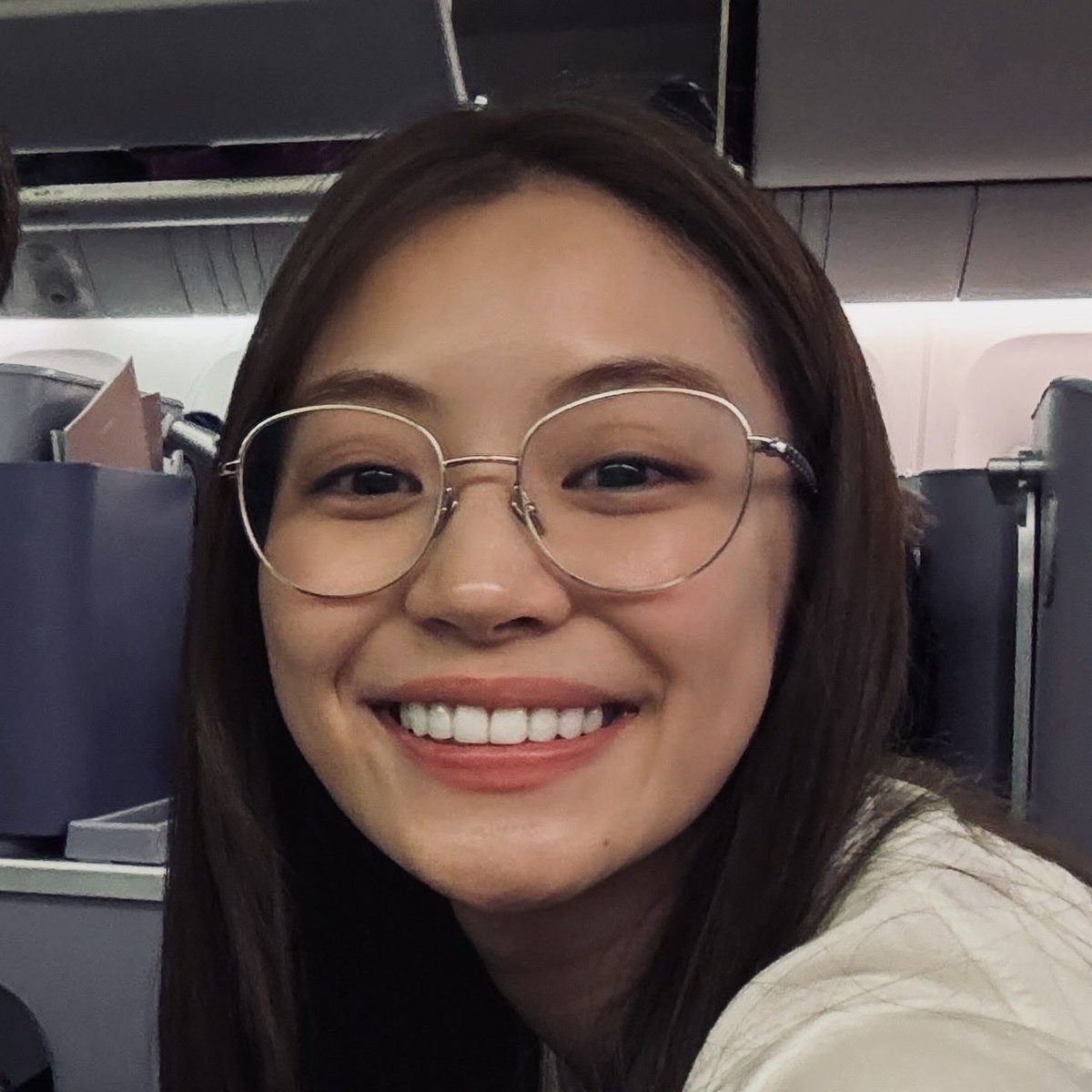 HiSandy_lolo's tweet photo. If you had a bad day today, I have a smile that can heal you. 

This one👇🏻 https://t.co/7fEoB7YERo