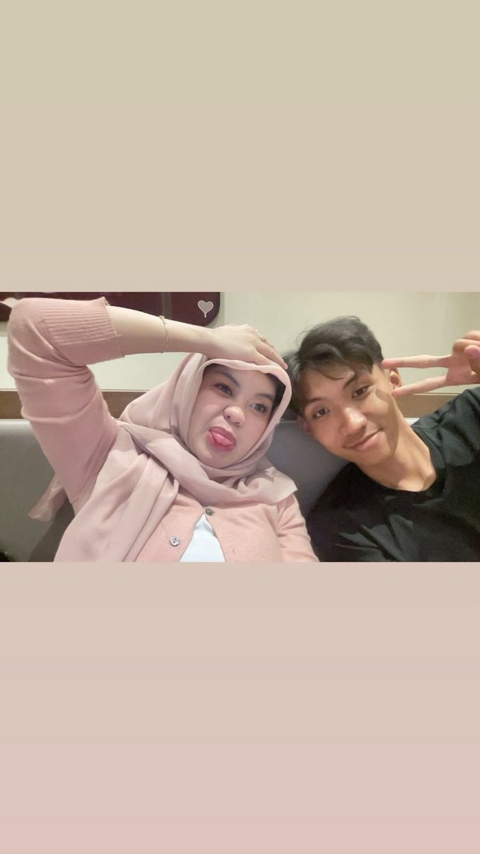 thordeanomaly's tweet photo. two weeks with her😱 https://t.co/jX7dnNgwfm
