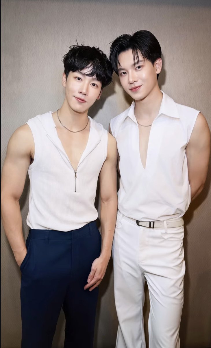 _isas08f's tweet photo. โห้วววววว หล่อมากก กล้ามแขนพี่สามารถซัดหนูสลบได้เลย

DESTINY CLINIC YINWAR 08 #Destinyclinicxyinwar https://t.co/doCeZNmrPD