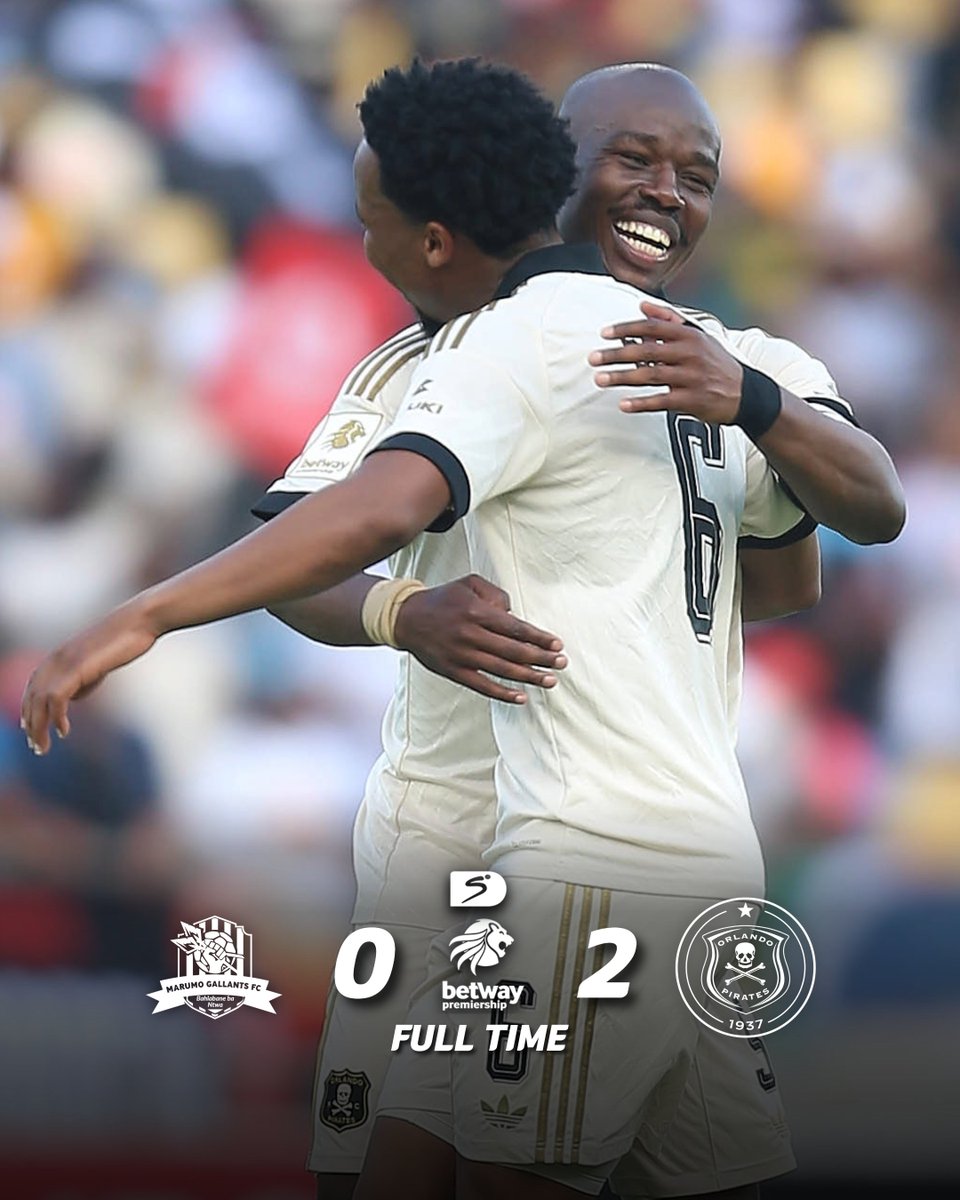 SSFootball's tweet photo. Six #BetwayPrem wins out of seven for the Bucs ☠️⚽️

They close the gap to Sundowns at the top 💪

#SSDiski | #SSFootball https://t.co/ptgES9g6R9