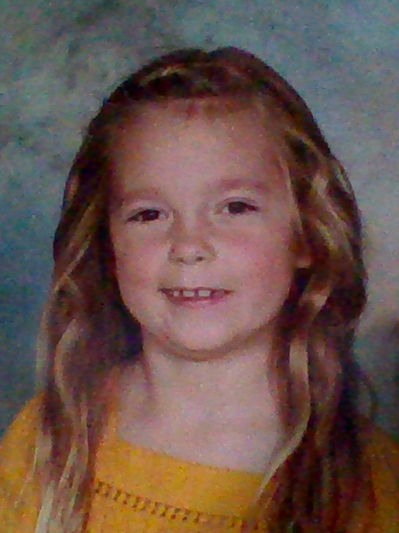 Squishy_lover12's tweet photo. Me is kindergarten https://t.co/eqAZYGXLjz