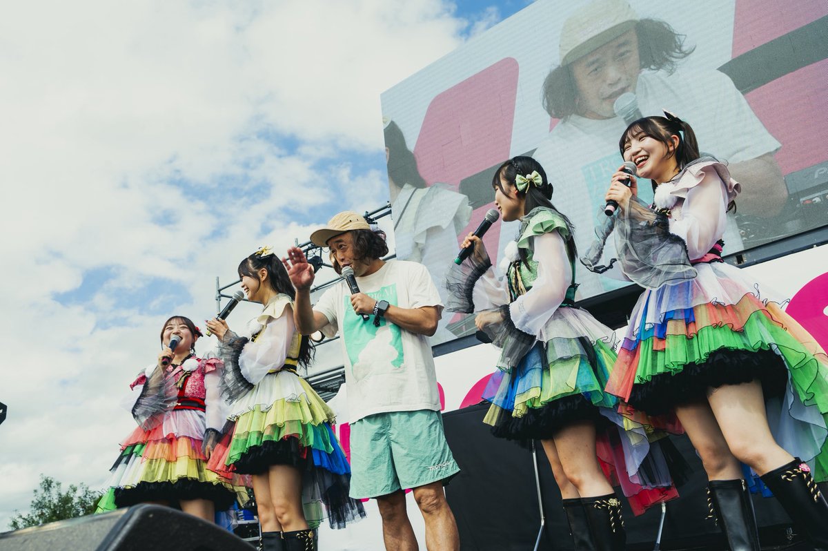 ringomusic_sf's tweet photo. 🍎🍏🍎🍏🍎🍏🍎🍏🍎

RINGO MUSIC FES.2026

🍎🍏🍎🍏🍎🍏🍎🍏🍎
 
秋の風に稲穂が波打つこの季節にまたリンゴミュージックフェスが開催できて、無事終えることができたことに感謝しています✨

2日間ありがとうございました‼︎

【day1】
Overture
①SNOW MONSTER
②Ringo disco
③KEYAGU
④Dream
⑤0と1の世界
⑥SEBADAVA MAINEBION
⑦YAMABUSHI
⑧JAWAMEGI NIGHT!!
⑨DOSA YUSA ROCK
⑩Ring Ring Ringo!!!

【day2】
Overture
①1625
②Diamond
③LOVE&SOLDIER
④ドスコイ金星
⑤なんぼめじゃ！アポーパイ
⑥け
⑦JIGA-JIGA
⑧Re-Start
⑨サイギサイギ
⑩アメノチヒカリ

#リンゴミュージックフェス2026
#りんご娘