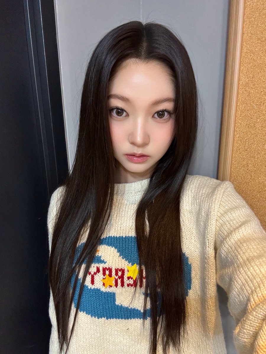 jiaspics's tweet photo. ☆💭 #JIA weverse update

#TUIDE #튜이드 #지아 #JIA https://t.co/Sf8kj5dxyl