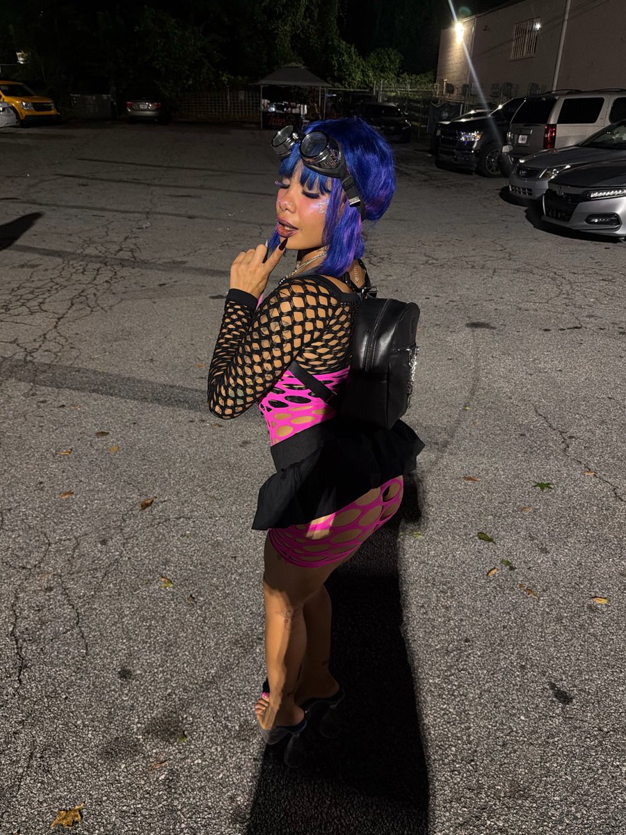 Jazsaraelove's tweet photo. Cyber Nyxie Pixie https://t.co/oLeIwqQxlw