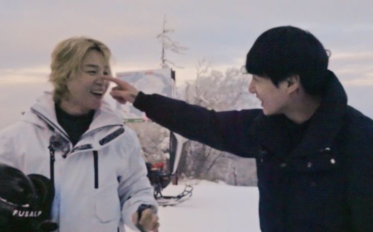 picsbykookmin's tweet photo. https://t.co/WboVJ72z50