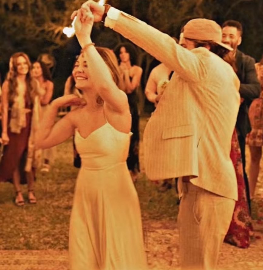 josephinekarev's tweet photo. evidently a month is not enough time for me to move on from this wedding of all time https://t.co/qENPDcrrMj
