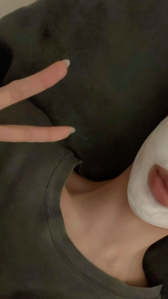 P209Kelly's tweet photo. @HindleReyn60430 لي ما تحبون النحيفة 🌚
اليوم الخميس مين بيعزمني الليل 👀 اح
اجواء زينه في السعوديه♥️ وش توقعاتكم لحالة الطقس الدمام ؟! في تبوك برد اححح السعودية مين فاضي ؟ عاجل
في الشتاء  🌨️ الخرج سهره أبها موسم الرياض سالب المدينة القصيم مكه المدينة مساج الطائف موجب جدة بريدة عنيزه...ر
#جاده https://t.co/YL7gIXdR7E