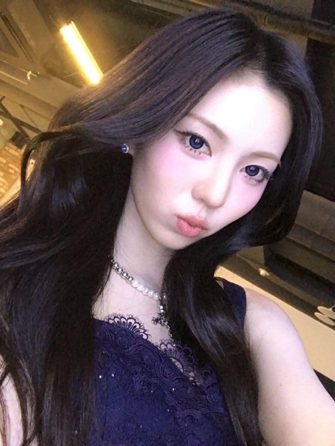 ifeyenation's tweet photo. [📸 #eye_capture] MEU update! we love to see her being active 🫐🤍

“₊˚🖇️✩ ₊˚🎧⊹♡”

#ifeye #이프아이 #MEU #미유 https://t.co/SFLQohzmjq