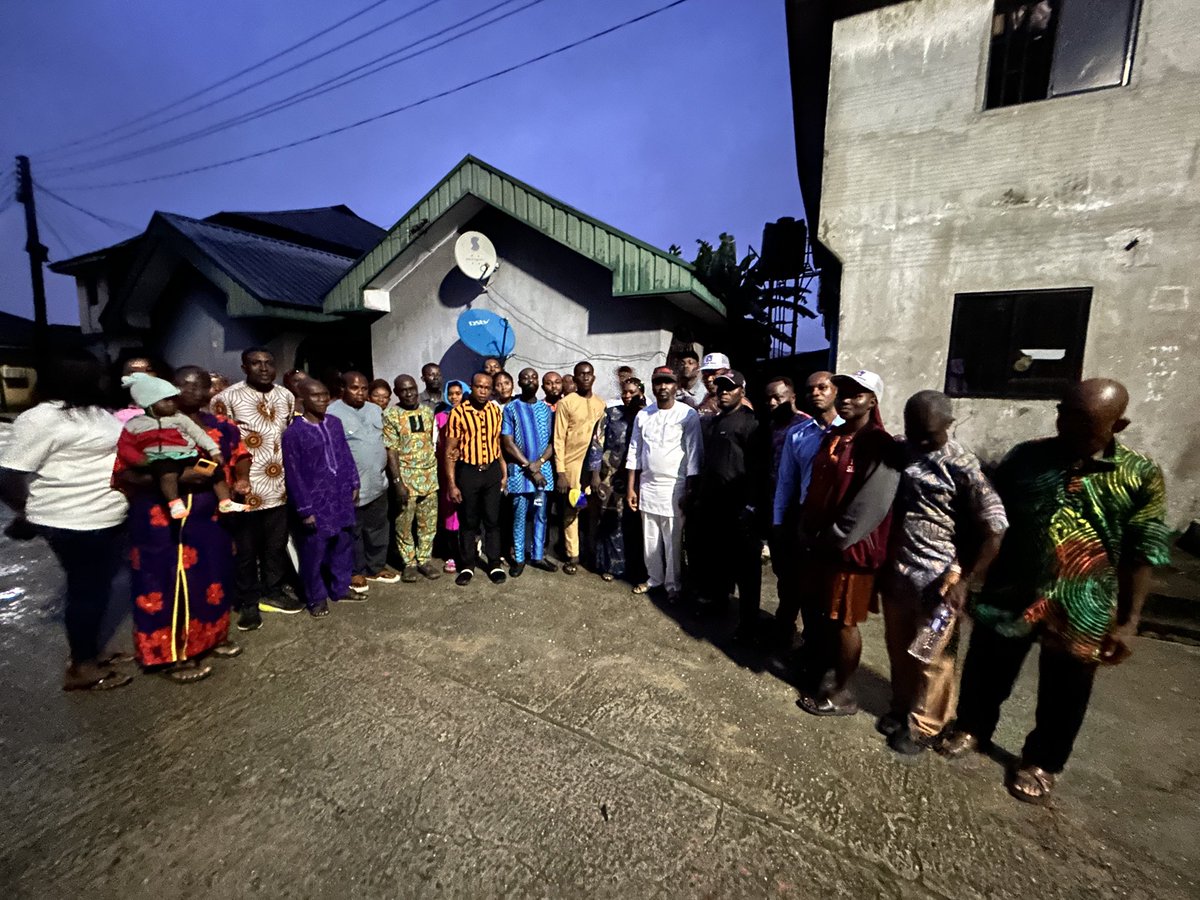 JoeKingrobin's tweet photo. Today, my campaign team visited the good people of Rumuaghulo Ward 7 in Obio/Akpor Local Government Area.
It was a valuable opportunity to interact with the people, listen to their concerns, and strengthen our connection with the community. We also used the visit to engage with our committed ward leaders and ensure that our committee members remain active and fully engaged at the grassroots.
Together, we will continue to build stronger relationships with our people and work towards a better future for our communities.
#RumuaghuloWard7 #ObioAkpor #GrassrootsEngagement