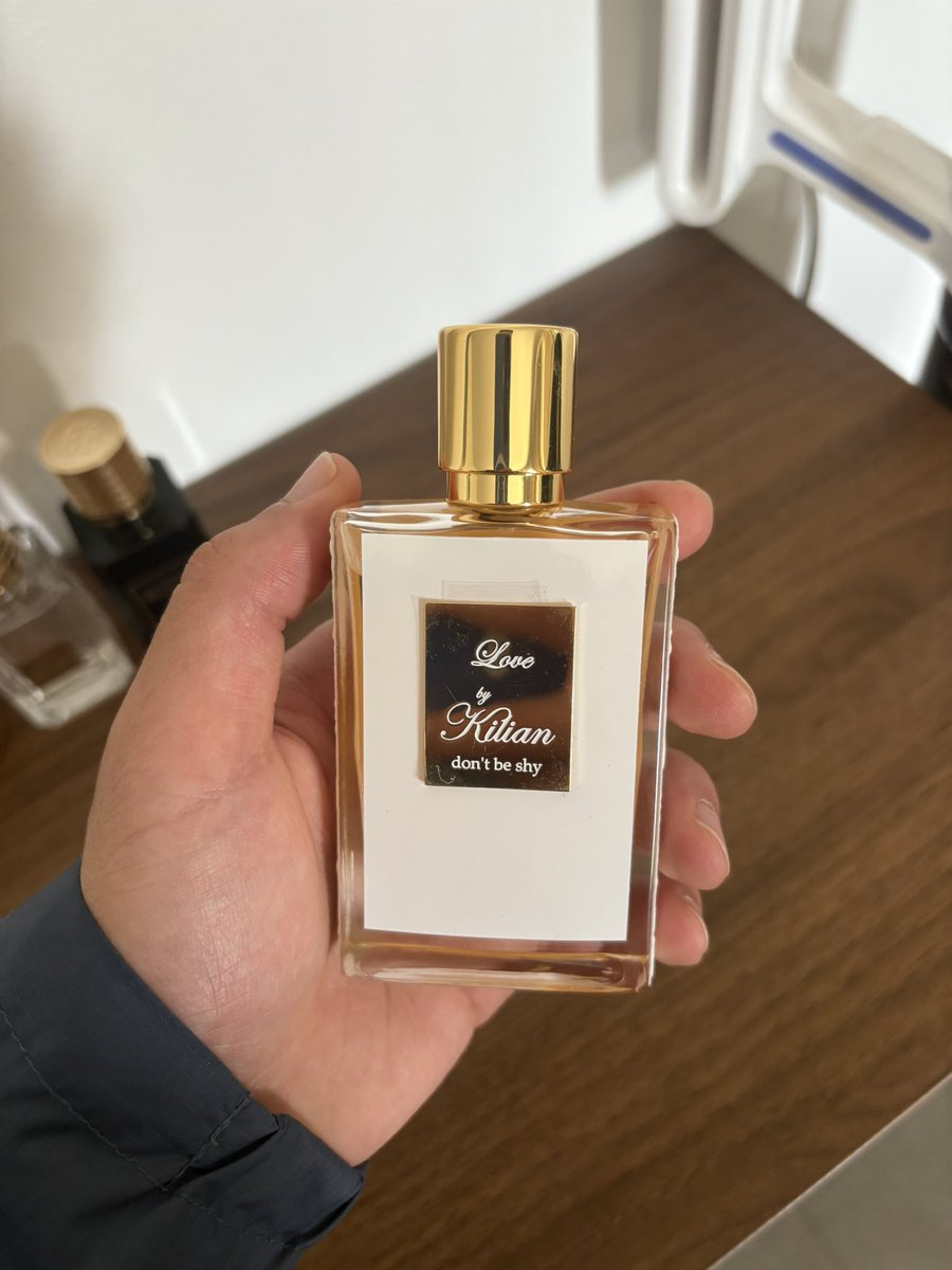 Spleen_6's tweet photo. @SireRenagh Angel share paradise 190€ 
Love don’t be shy 130€ 
Musk Oud 160€
The hedonist extrait 170€ https://t.co/BlOfYzs5v5
