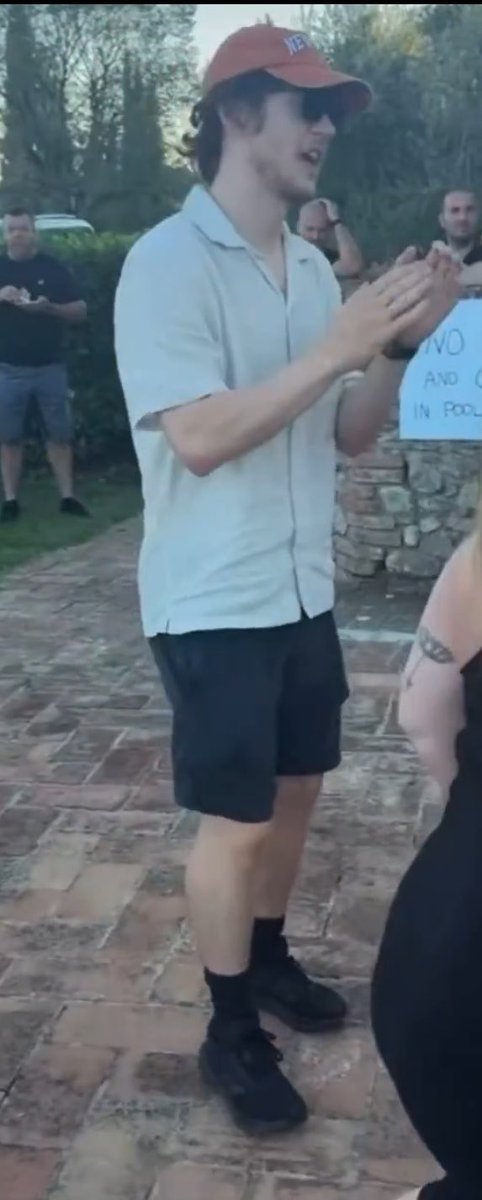 evan4eva_'s tweet photo. he looks like this and I’m thinking I want to have his children I want to make him a girl dad https://t.co/0DjIAZgDlm