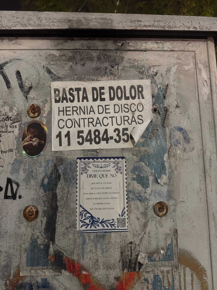 hfvioletaarg's tweet photo. Algunos de los carteles que hicimos para DIME QUE NO por Buenos Aires ✨️ https://t.co/4DaKofBE9C