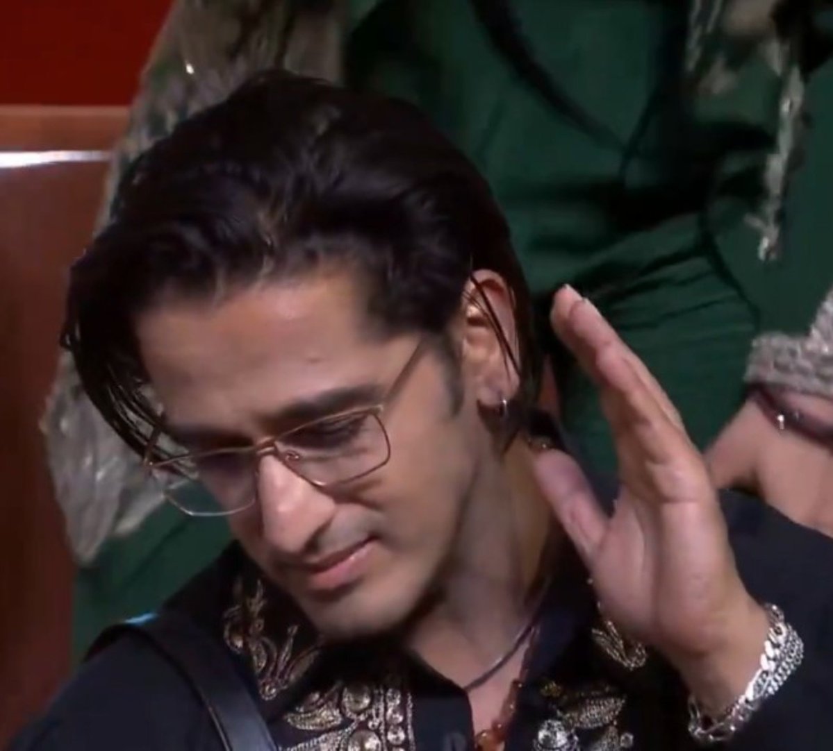Arsalan_Boss211's tweet photo. #QaziTouqeer is organically trending at No-3 🔥🔥🔥

#BiggBoss20 #BB20 https://t.co/rIAKJX7w5R