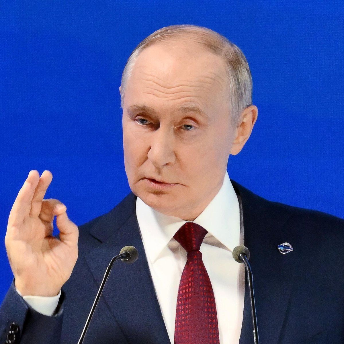0EricTrumpQ's tweet photo. 🚨 BREAKING:

Russia says it is gathering evidences that if European leaders are involved in attacking oil facilities in Moscow, Russia, there will be world war III. https://t.co/8NTy8PXvb8