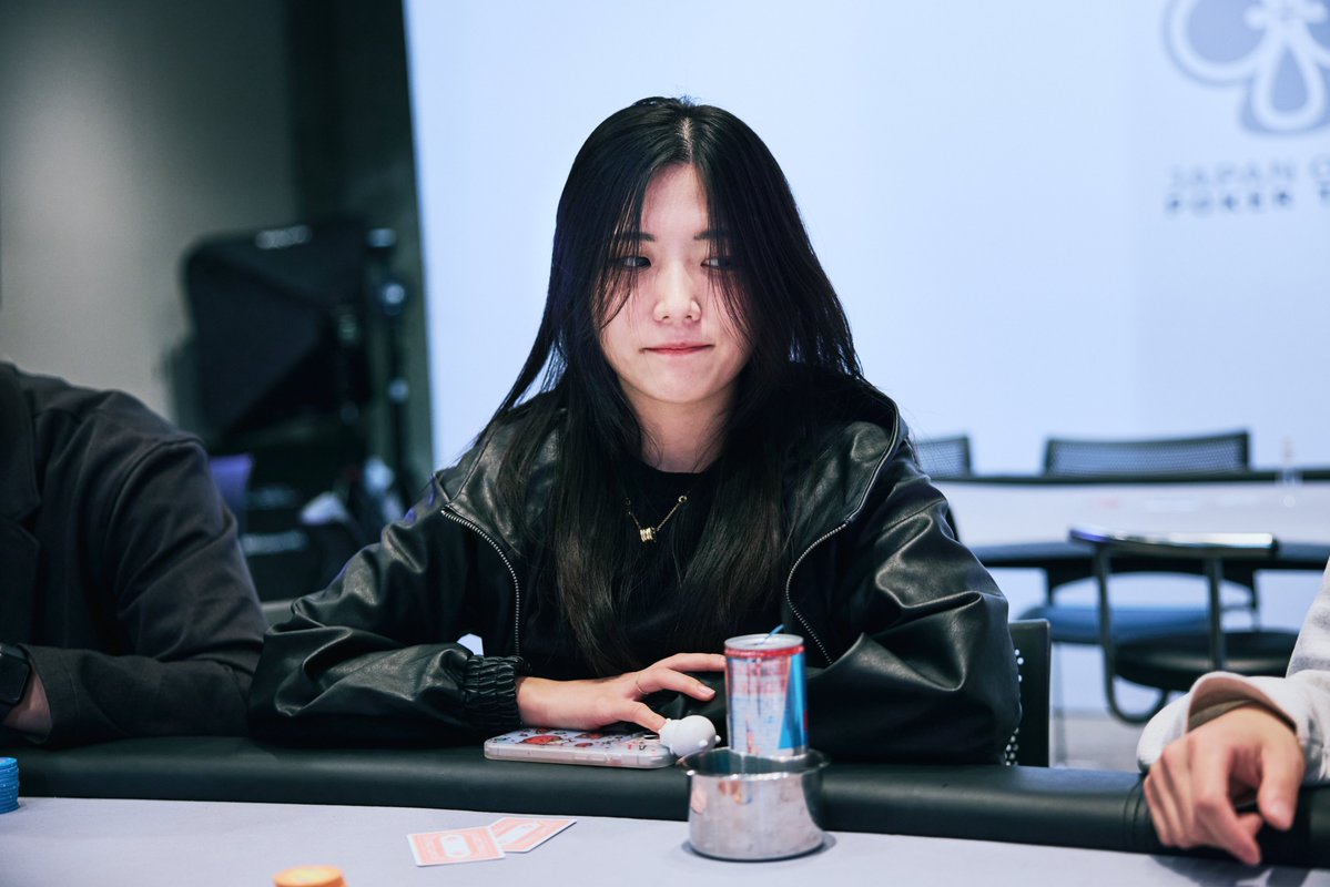 jopt_sapporo's tweet photo. @nozaken1326 @keiyakeibo @iii_naho 【#26 NLH Deepstack】

2位 Hershey様、3位 しゆ様
4位 keiya@keibo様(@keiyakeibo)、5位 ぱんち様

入賞おめでとうございます✨

#JOPTSapporo
#JOPT https://t.co/LobbZwEI7E