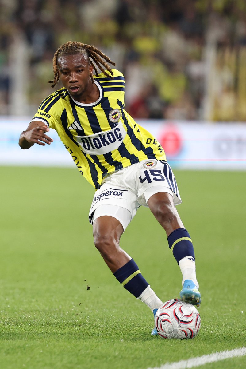 ajansfenercom's tweet photo. Sercan Hamzaoğlu: “Nene menajerine bilgi vermiş, 'Ocak ayında Fenerbahçe'den ayrılmak istiyorum.' demiş.” https://t.co/Vrj7TB0G1y