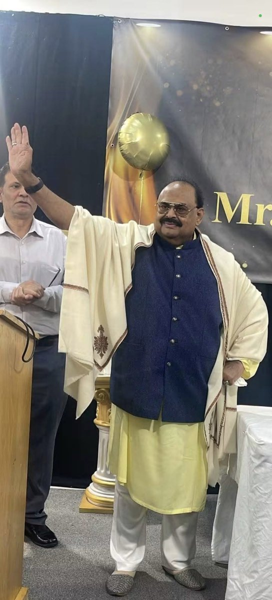 2642671BlochReg's tweet photo. #LongLiveAltafHussain
#17SepBirthdayOfAltafHussain

⚜️⚜️⚜️⚜️⚜️⚜️
قائد تحریک جناب الطاف حسین بھائی کی 73ویں سالگرہ کے موقع پر آمد۔

یہ جو ہیں الطاف حسین کا نام مٹانے والے

خود ہی مٹ جائیں گے نام الطاف مٹانے والے

19 ستمبر 2026
عبدالحفیظ برطانیہ
💢💢💢💢💢💢 https://t.co/uHoh1vpBcP