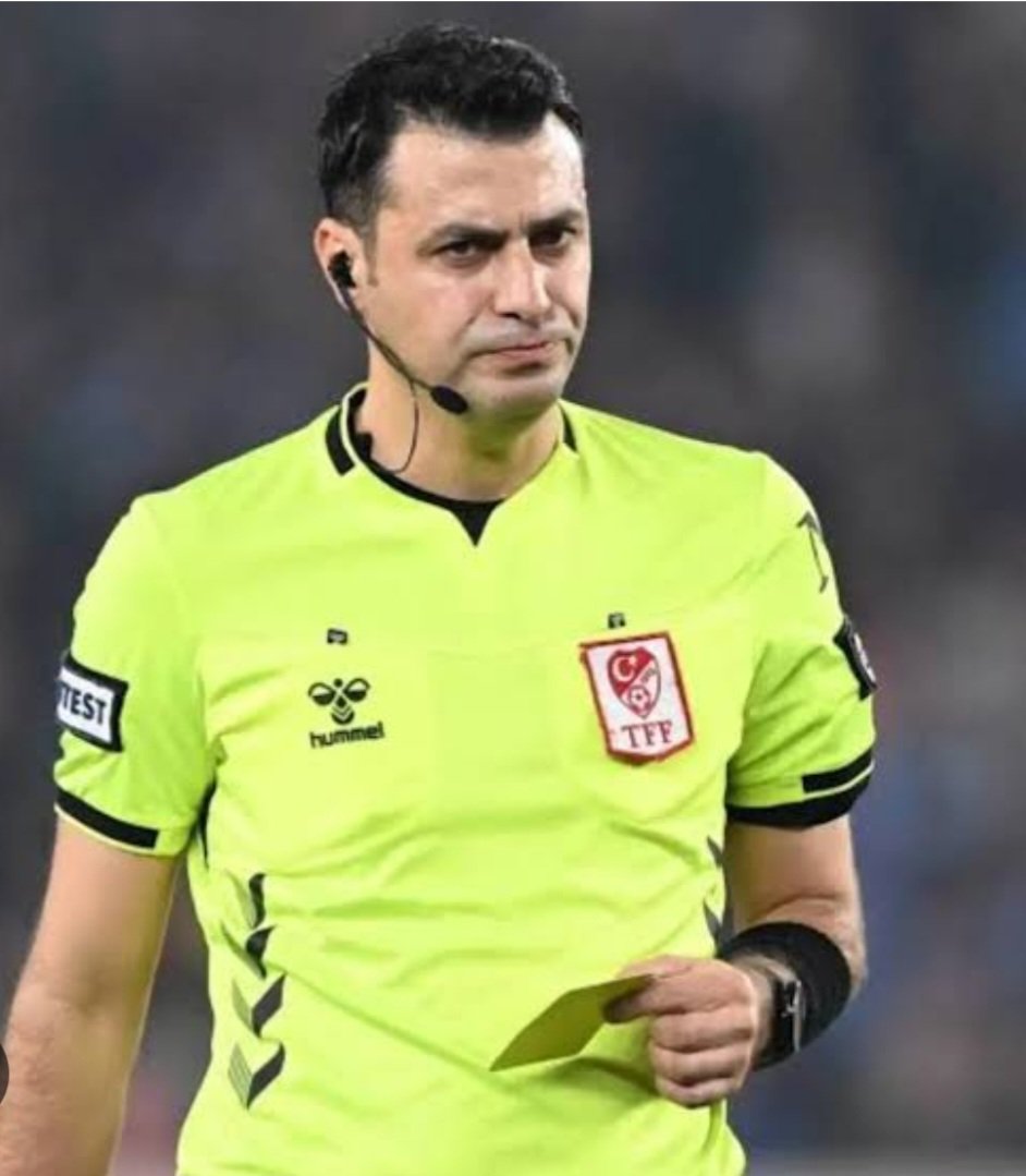 Klc1903Mhmt's tweet photo. Maçın Özeti; 
Amed 25 faul yapmış 8 sarı almış
Bjk 7 faul almış 5 sarı almış

Bu sene 7 golün iptal edilmiş 7 tane penaltın verilmemiş.

Eee nasıl olacak bu işler?
Hakemi sürekli yenmek zorunda mıyım?

Allah topunuzun belasını versin @TFF_Org 😡😡 https://t.co/gYYH6xjpHr