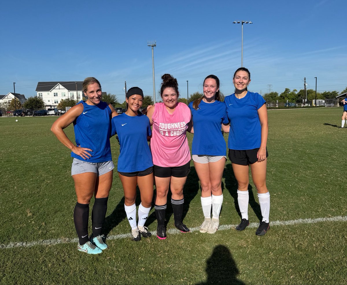 CyWoodsSoccer's tweet photo. Talked a few of my former Wildcats into joining my adult soccer team… and apparently they still know how to listen to their coach bc we got that W😂⚽️

Nothing better than getting to play alongside these girls! 
Proud coach moment! 🫶🏼💪🏼
#AlwaysAWildcat https://t.co/L6NRUSoyoH