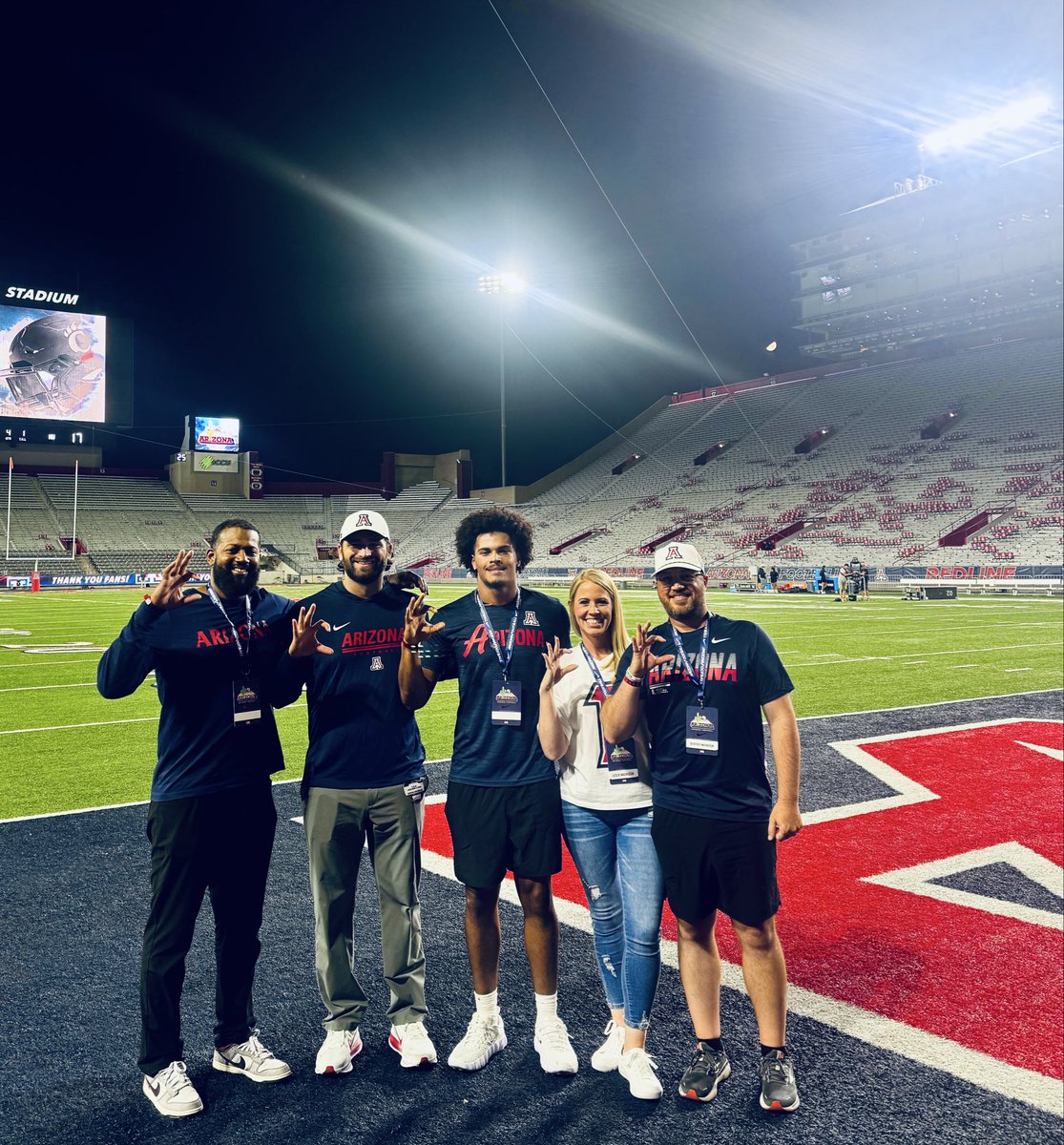 Reagan_smith23's tweet photo. Had an amazing time @ArizonaFBall  this weekend! Thank you for the hospitality and experience!! #BearDown 🐻⬇️

@Josh_Bringuel @CoachJsalavea @CoachBrennan @CoachGonz @CoachRonLaka @Coach_Hill2 @CoachCD20 @CoachJMatthews https://t.co/WRVHLrys31