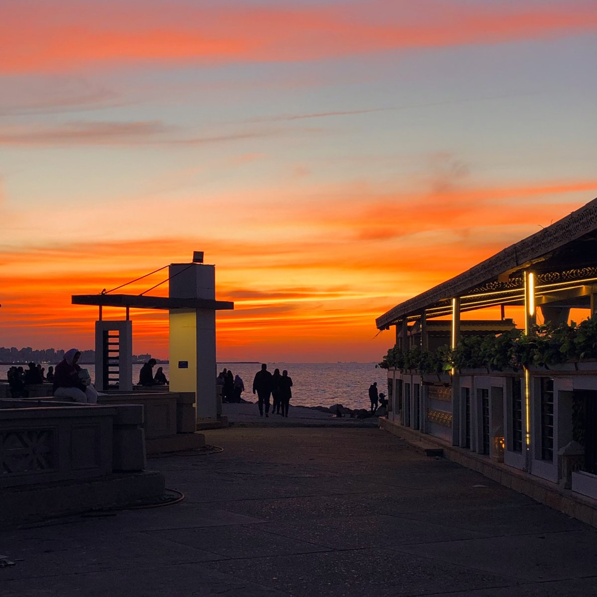 zeyadhasan12's tweet photo. Sunsets https://t.co/lUz35Ztkrj