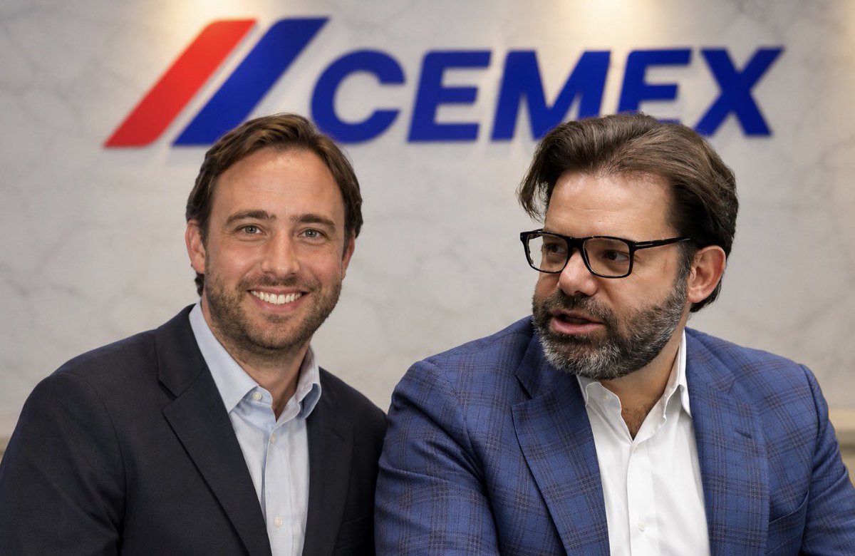 Charlybegood2's tweet photo. No nos dimos cuenta pero el verdadero golpe al equipo fue la salida de Miguel AG y el Ing Rodríguez y quedarnos en las manos de @maurodoehner y @cvalenzuela quienes trajeron a Culebro y después al papanatas que tenemos hoy además de torrado y Vuce 

Fuera ineptos @Jaime_Muguiro https://t.co/5HKgsrCO3Q