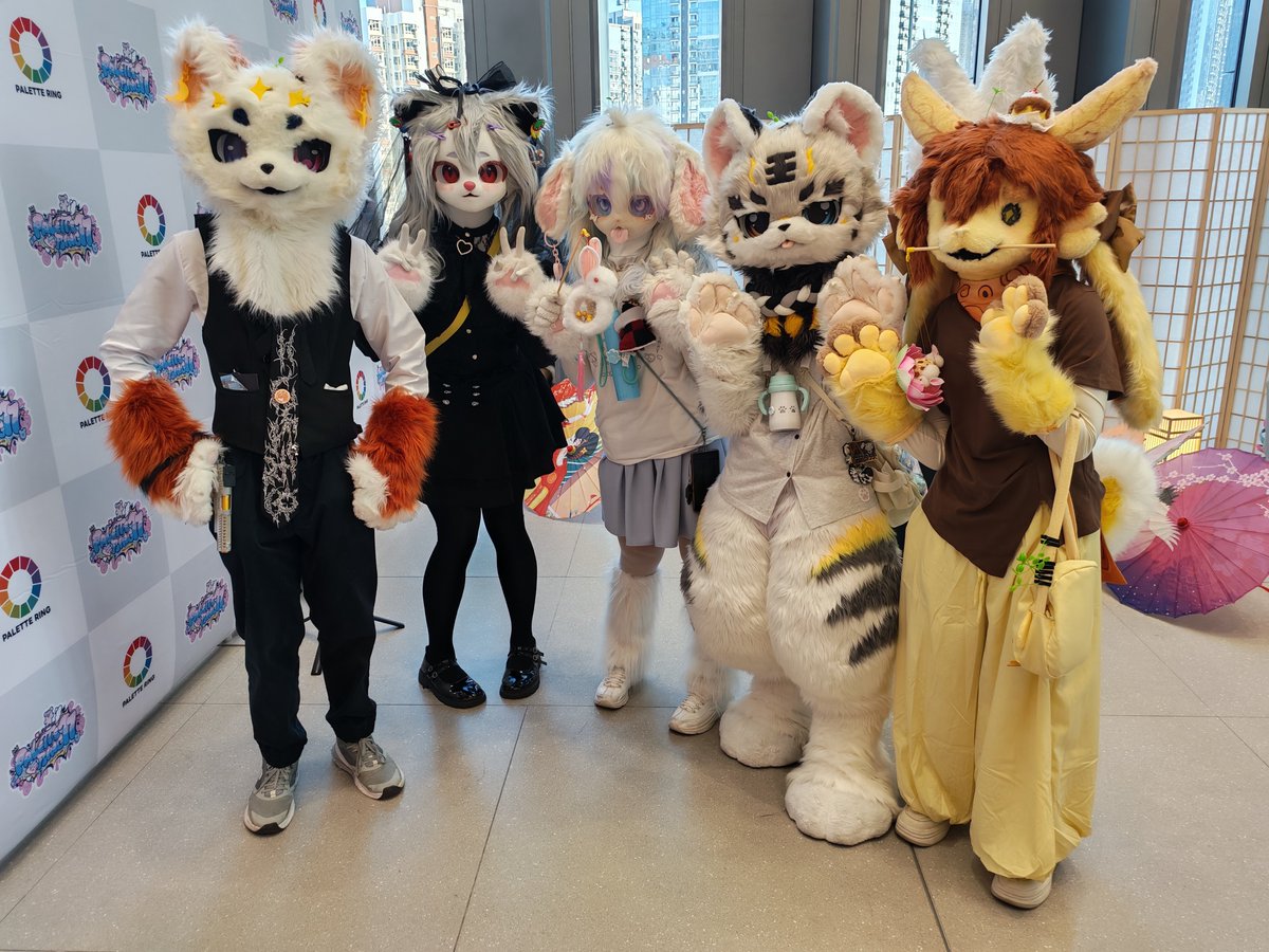 ChrisTse1230's tweet photo. Palette Ring 11 Day 2之Kigurumi及獸裝相集。 (Part 2, 2026-09-20)
拍照器材:Honor 400 5G 512GB
#PaletteRing11 https://t.co/Uy44Idface