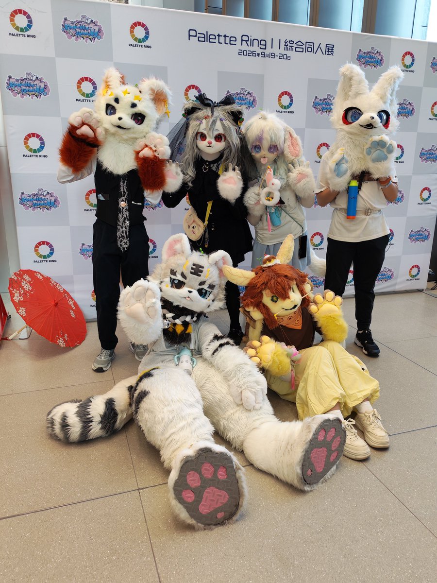 ChrisTse1230's tweet photo. Palette Ring 11 Day 2之Kigurumi及獸裝相集。 (Part 2, 2026-09-20)
拍照器材:Honor 400 5G 512GB
#PaletteRing11 https://t.co/Uy44Idface